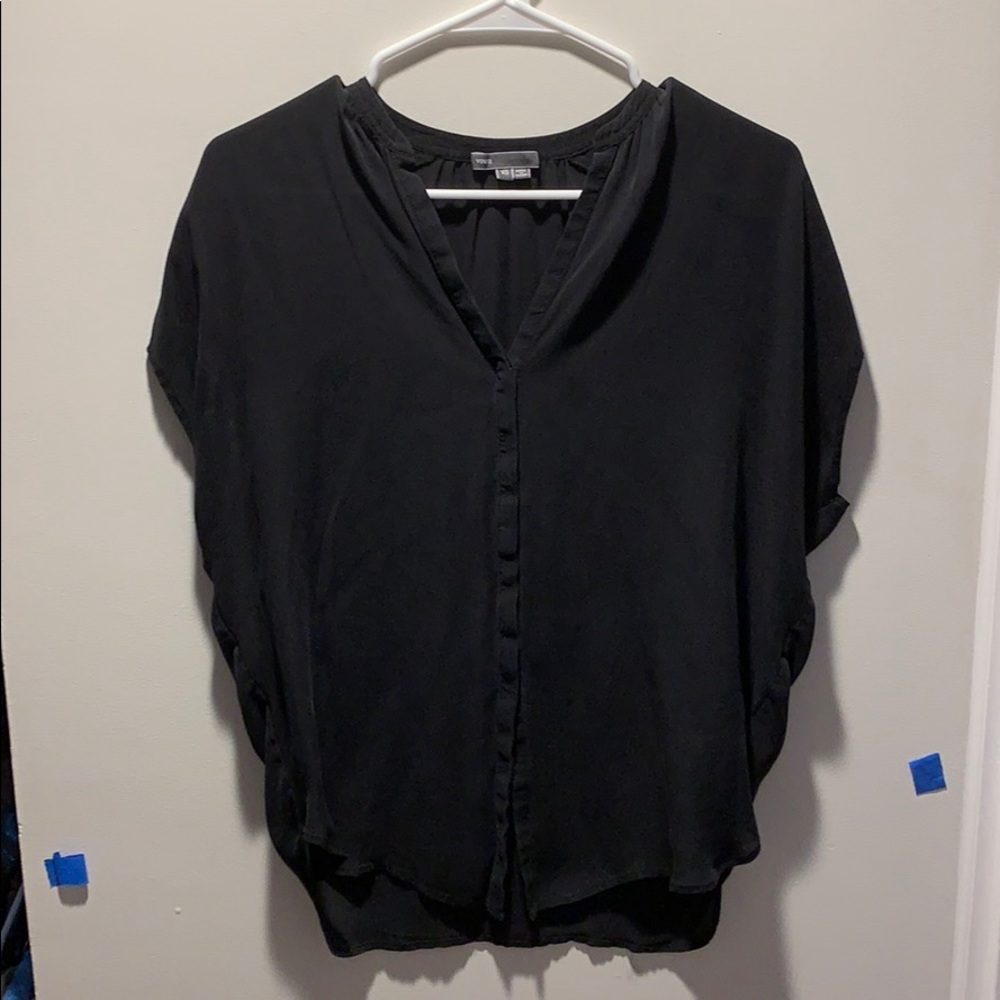 black short sleeve blouse